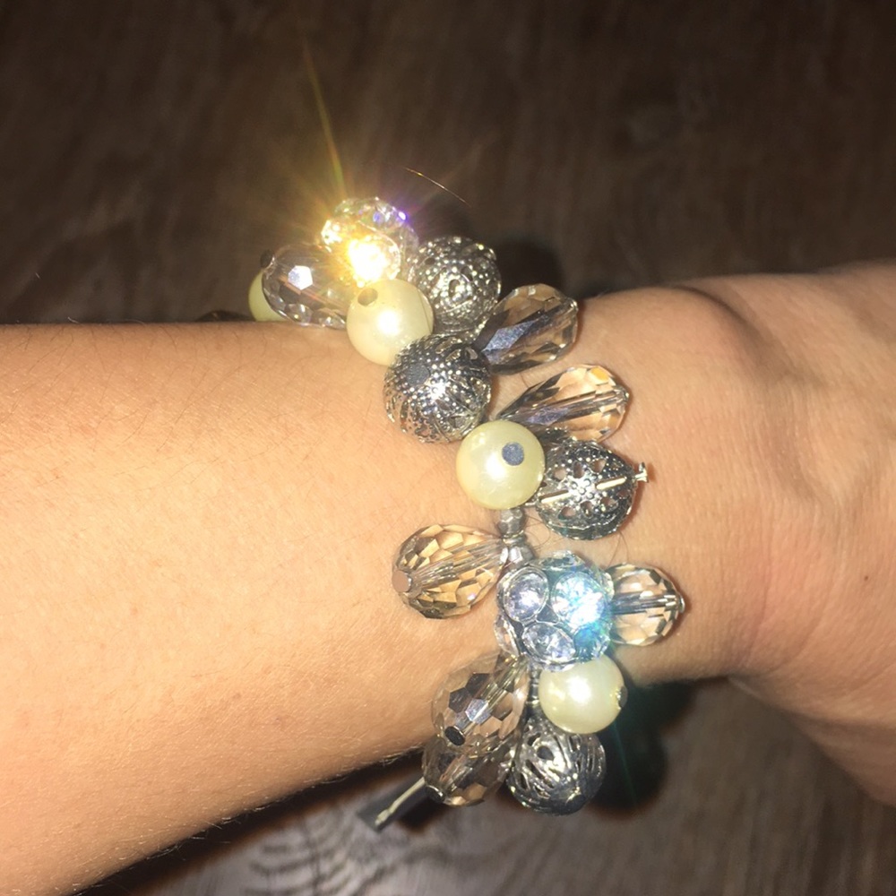 NWT Simply Vera Bracelet